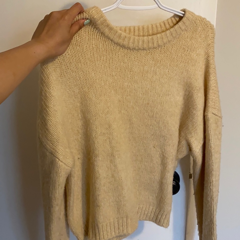 Knit sweater